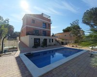 Resale - Villa -
Pilar de la Horadada - Pinar de Campoverde