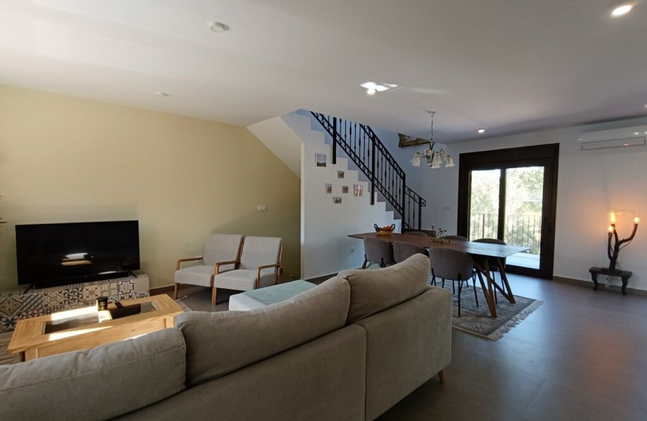 Resale - Villa -
Pilar de la Horadada - Pinar de Campoverde