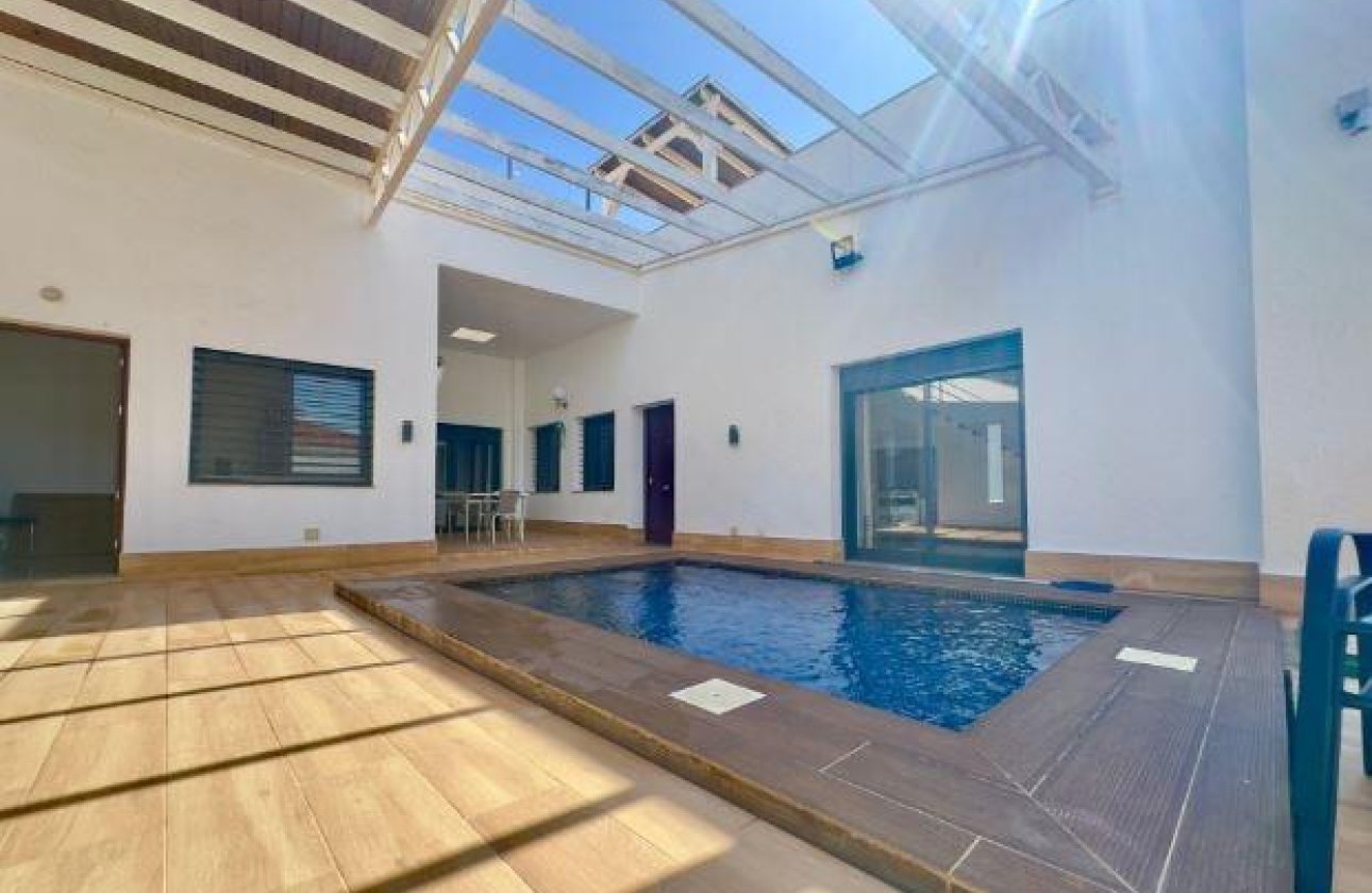 Resale - Villa -
Pilar de la Horadada - Torre De La Horadada