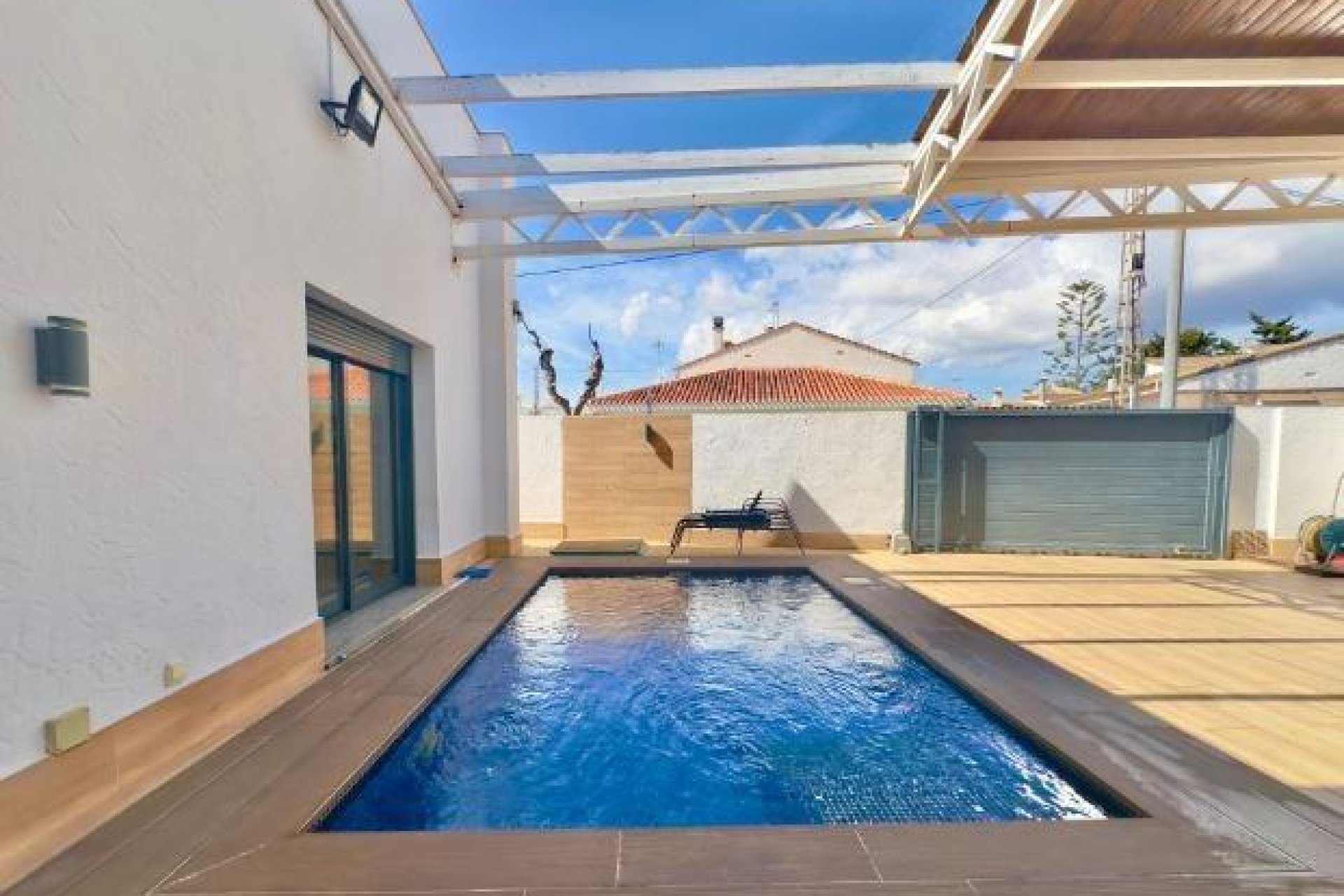 Resale - Villa -
Pilar de la Horadada - Torre De La Horadada