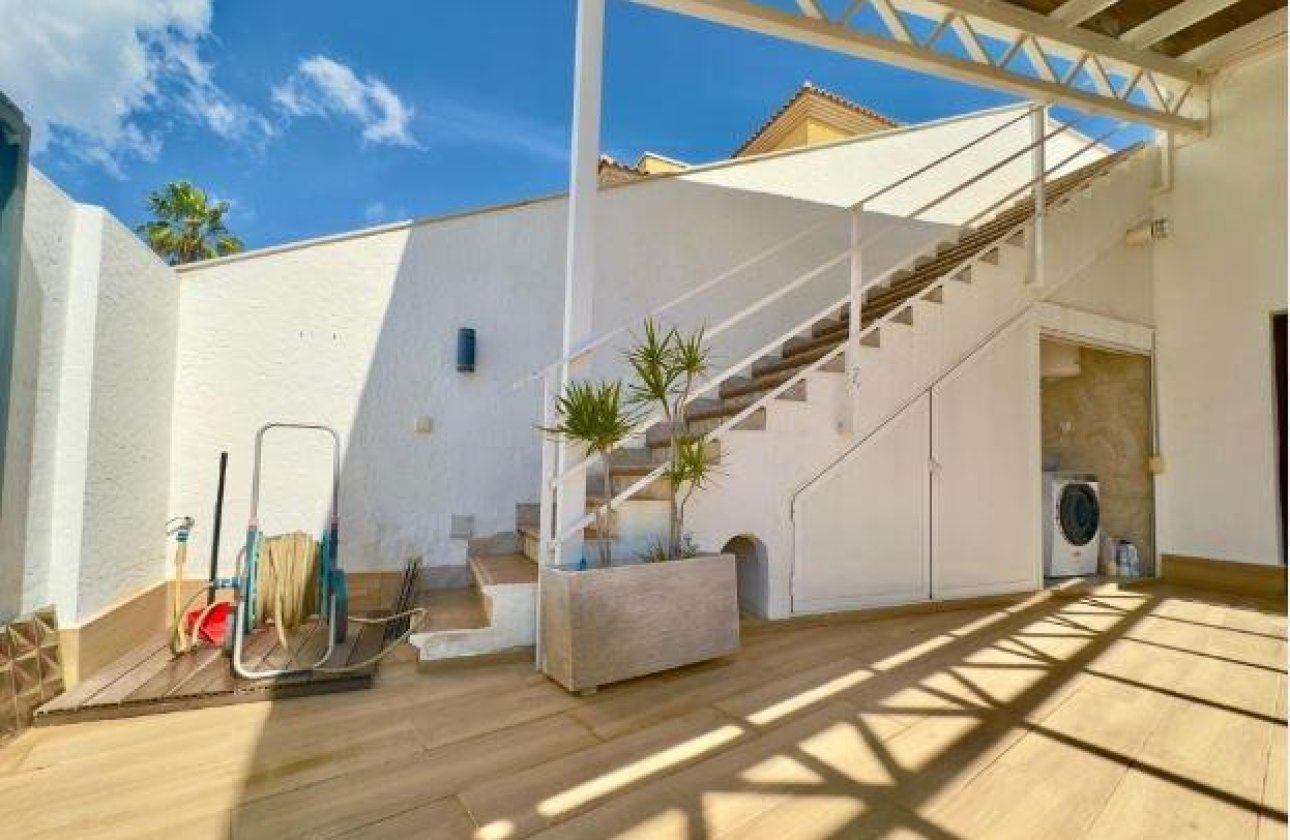 Resale - Villa -
Pilar de la Horadada - Torre De La Horadada