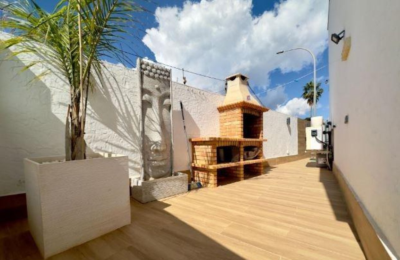 Resale - Villa -
Pilar de la Horadada - Torre De La Horadada