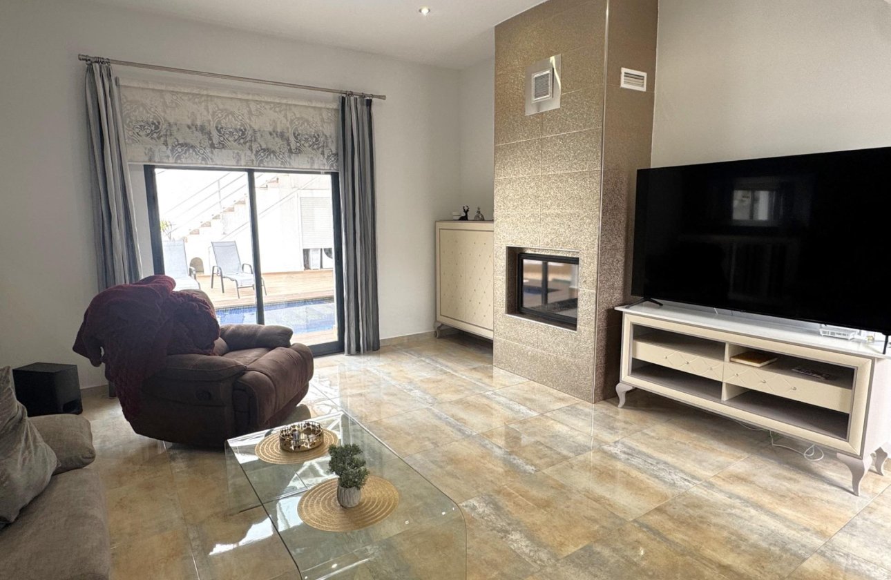 Resale - Villa -
Pilar de la Horadada - Torre De La Horadada