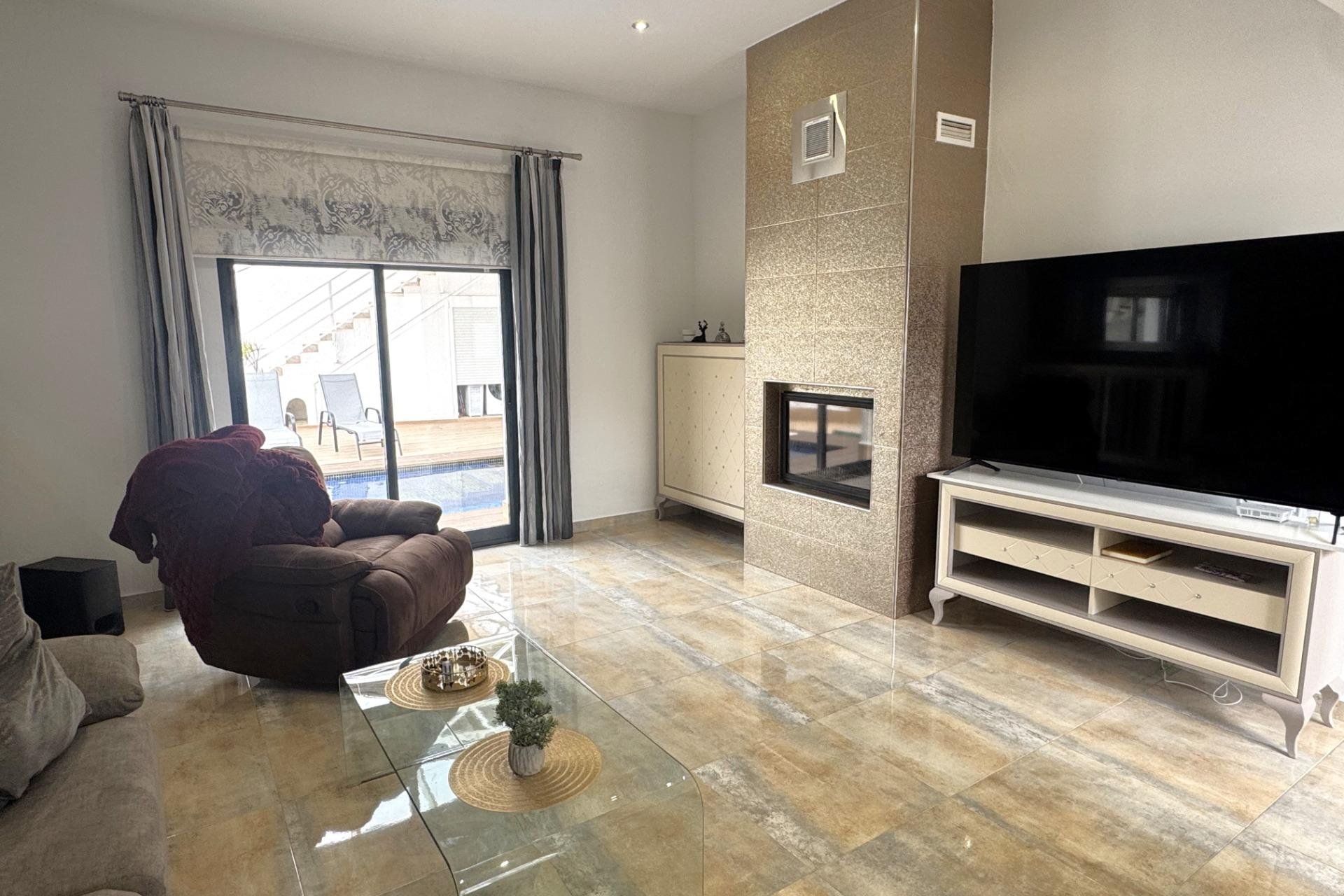 Resale - Villa -
Pilar de la Horadada - Torre De La Horadada