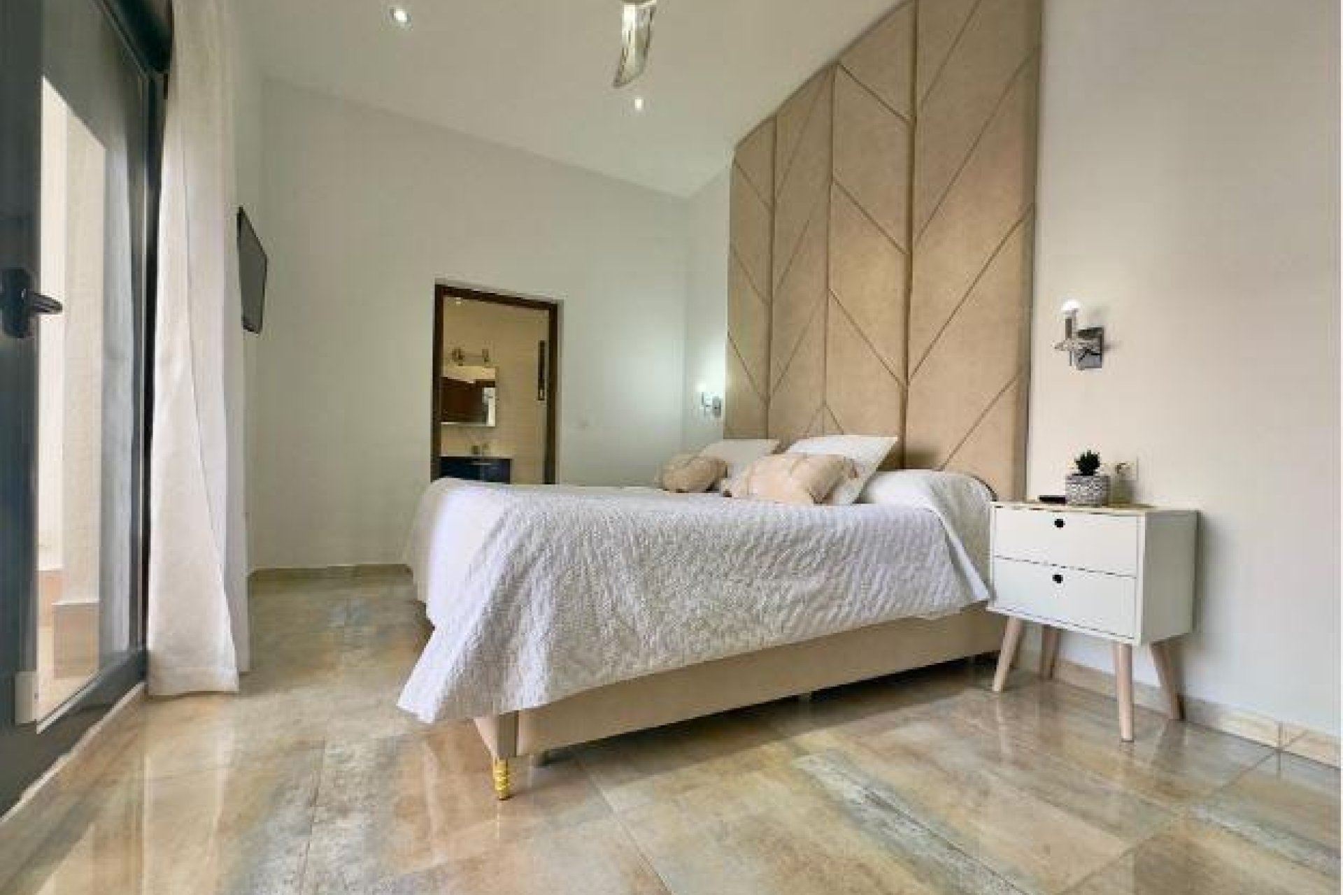 Resale - Villa -
Pilar de la Horadada - Torre De La Horadada