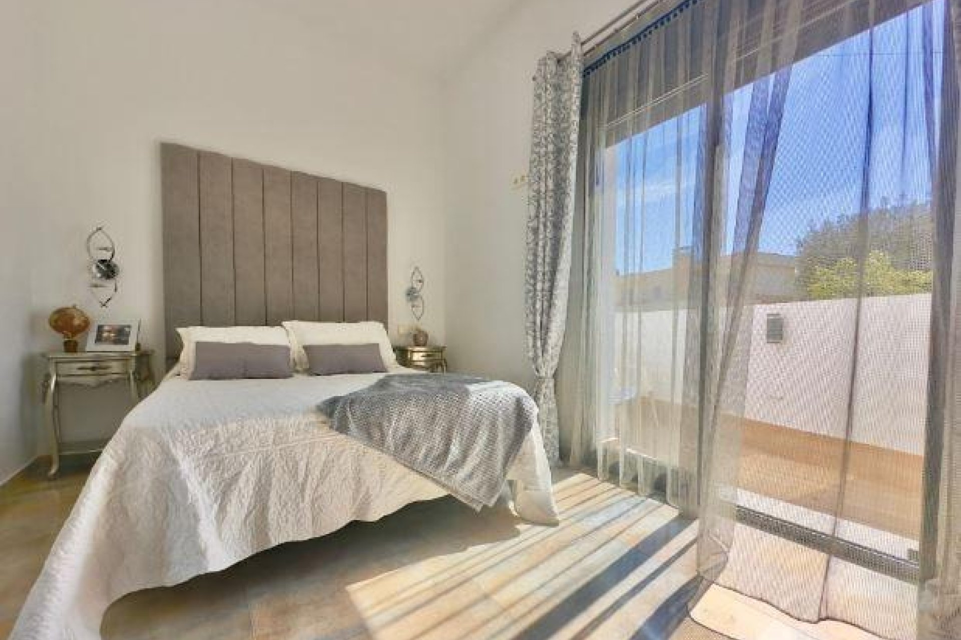 Resale - Villa -
Pilar de la Horadada - Torre De La Horadada