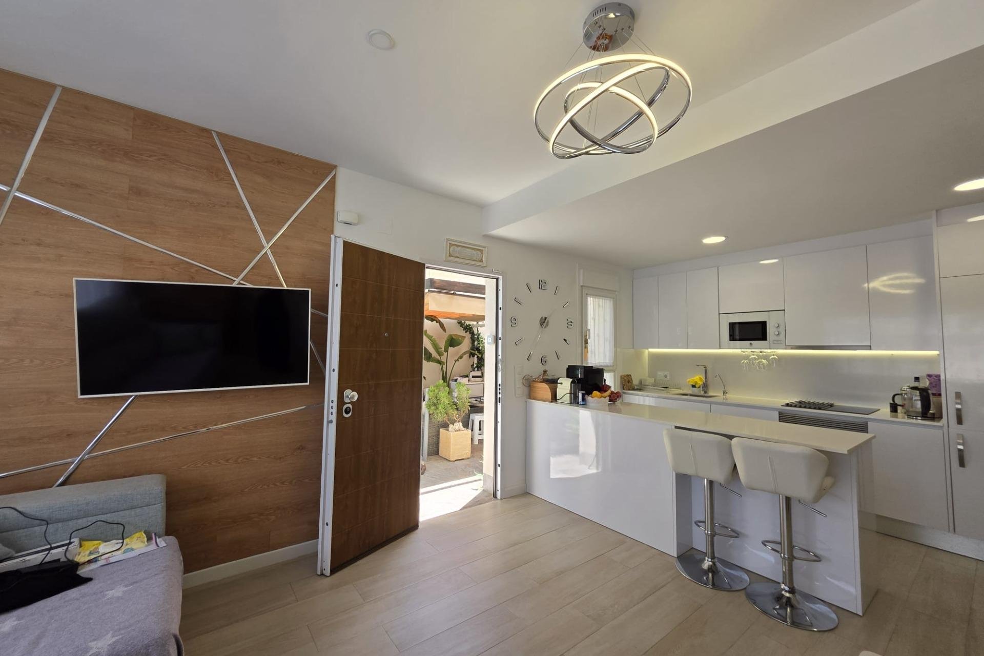 Resale - Villa -
Pilar de la Horadada - Zona Pueblo