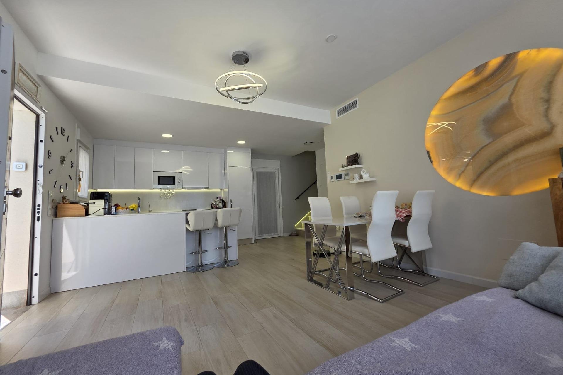 Resale - Villa -
Pilar de la Horadada - Zona Pueblo