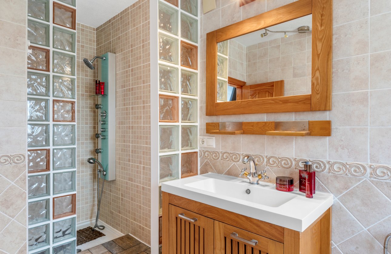 Resale - Villa -
Pinar de Campoverde - Costa Blanca