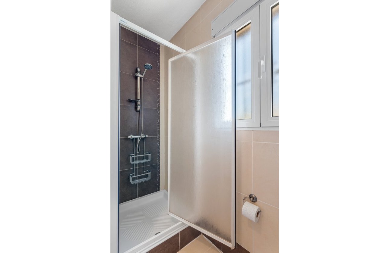 Resale - Villa -
Pinar de Campoverde - Costa Blanca