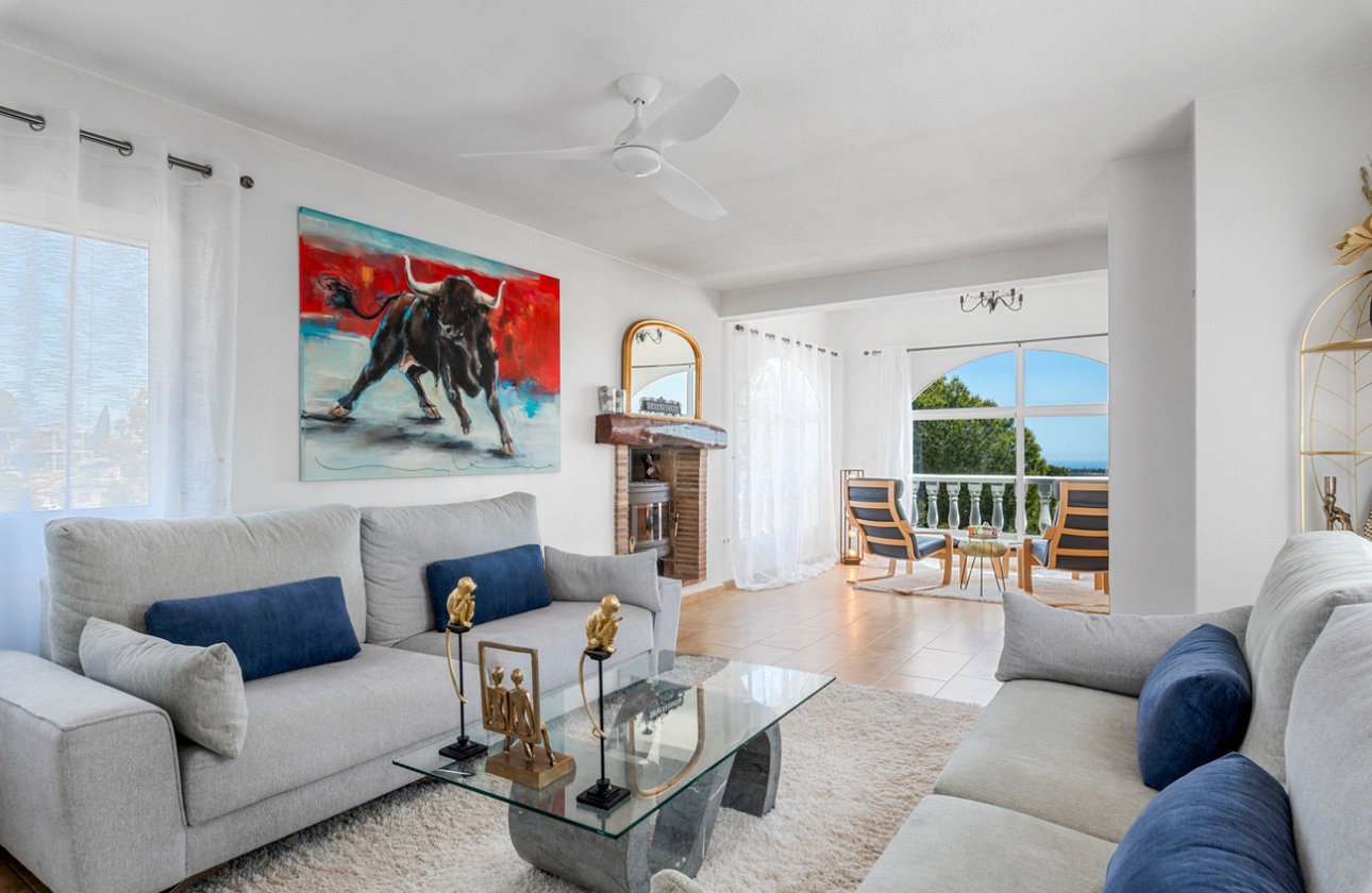 Resale - Villa -
Pinar de Campoverde - Costa Blanca