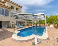 Resale - Villa -
Pinar de Campoverde - Inland