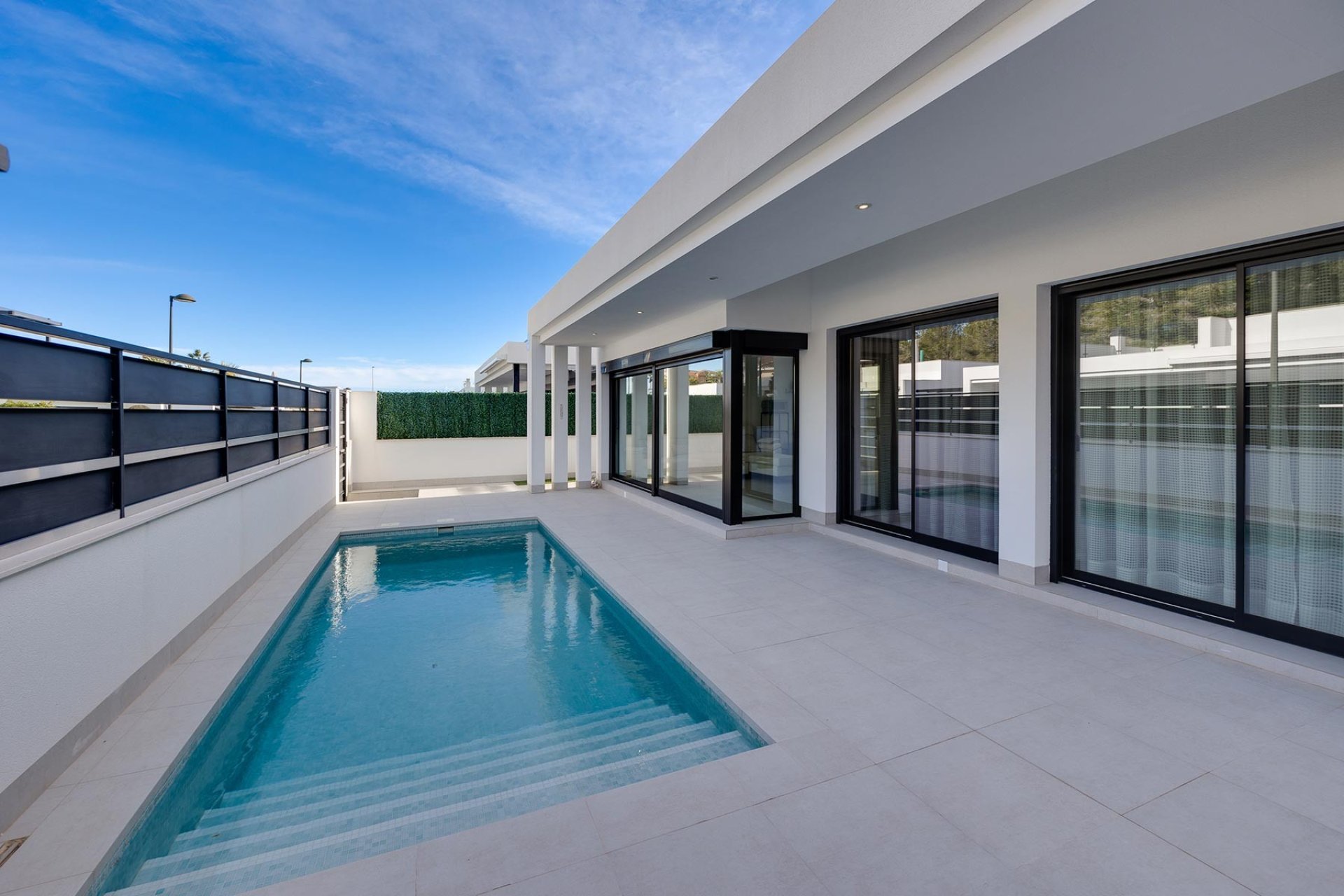 Resale - Villa -
Pinar de Campoverde - Inland