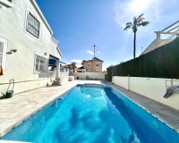 Resale - Villa -
Pinar de Campoverde - Inland