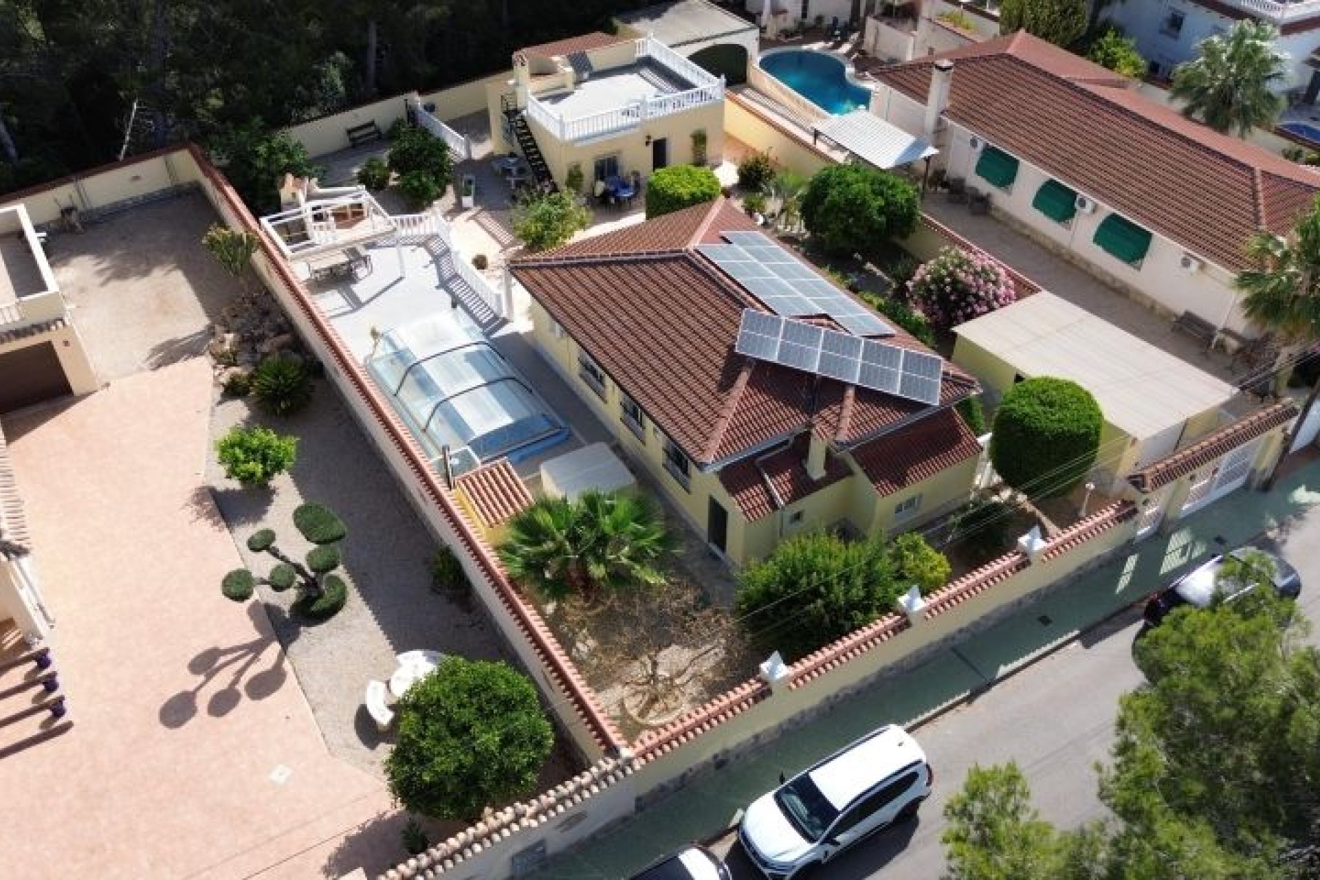 Resale - Villa -
Pinar de Campoverde - Inland