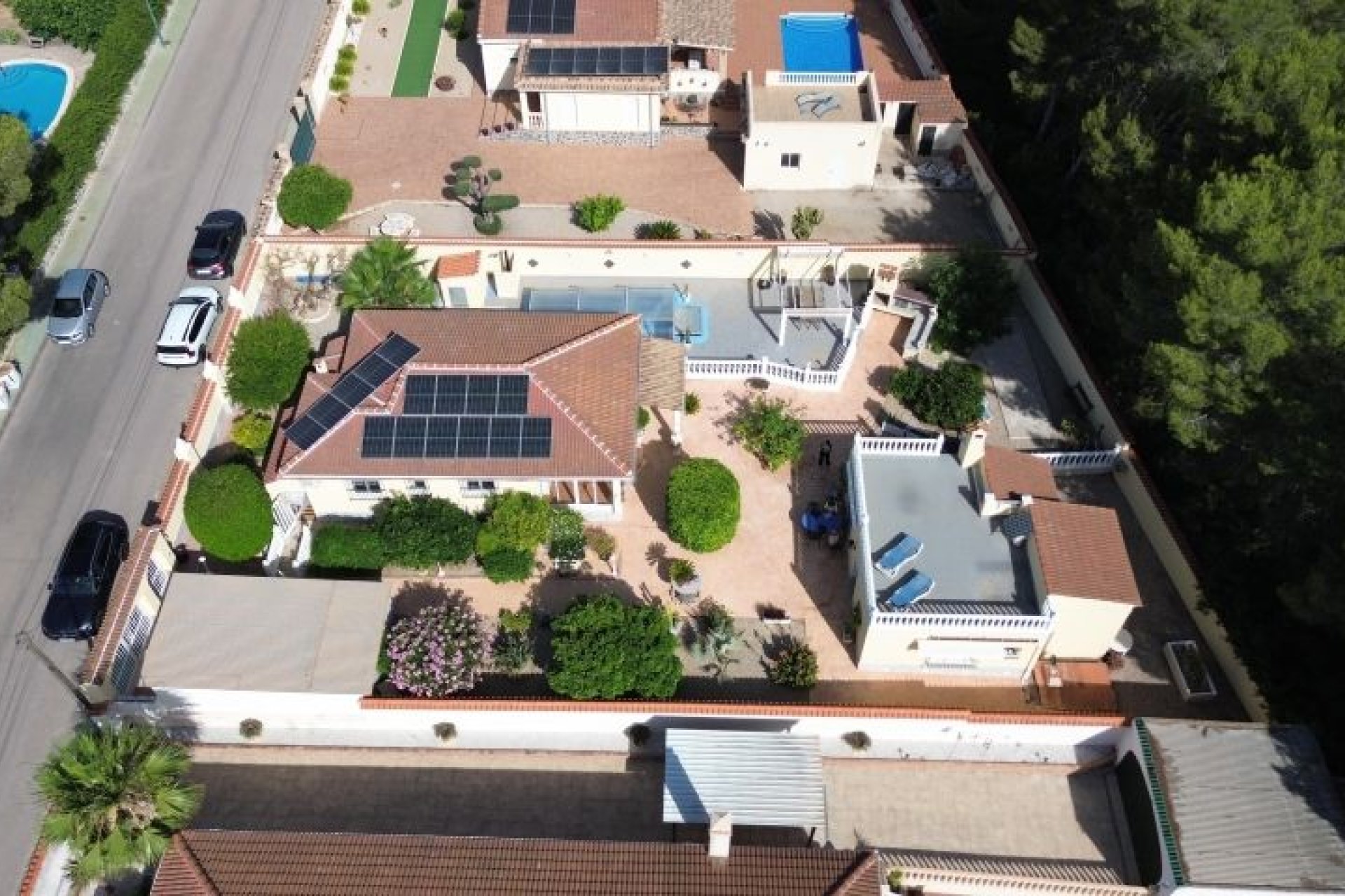 Resale - Villa -
Pinar de Campoverde - Inland