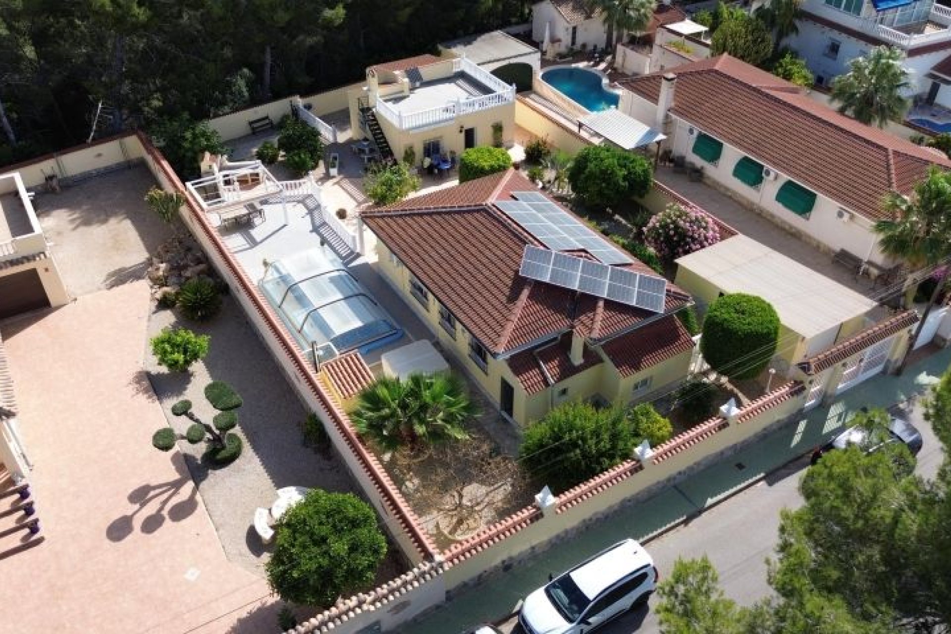 Resale - Villa -
Pinar de Campoverde - Inland