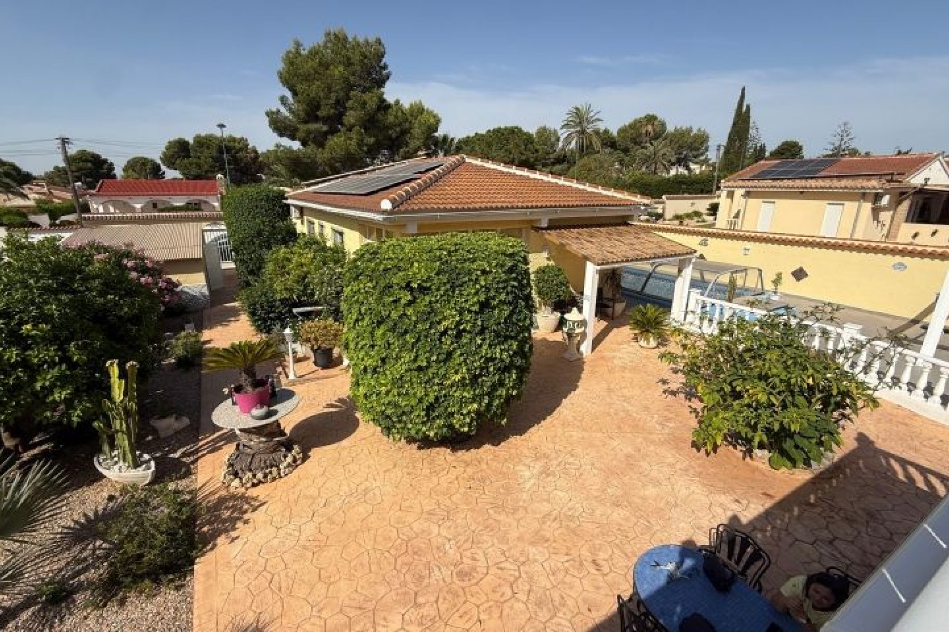Resale - Villa -
Pinar de Campoverde - Inland