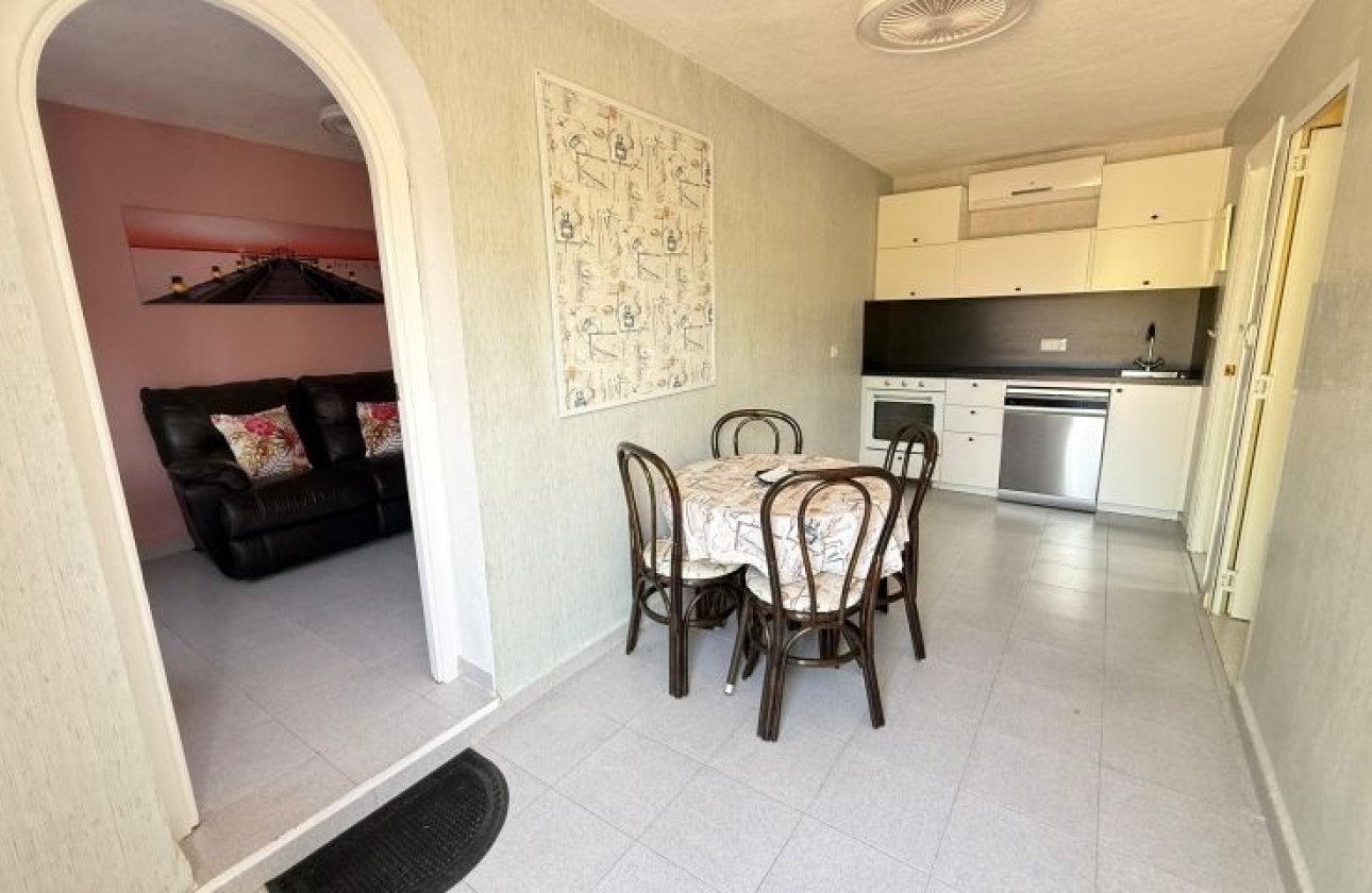 Resale - Villa -
Pinar de Campoverde - Inland