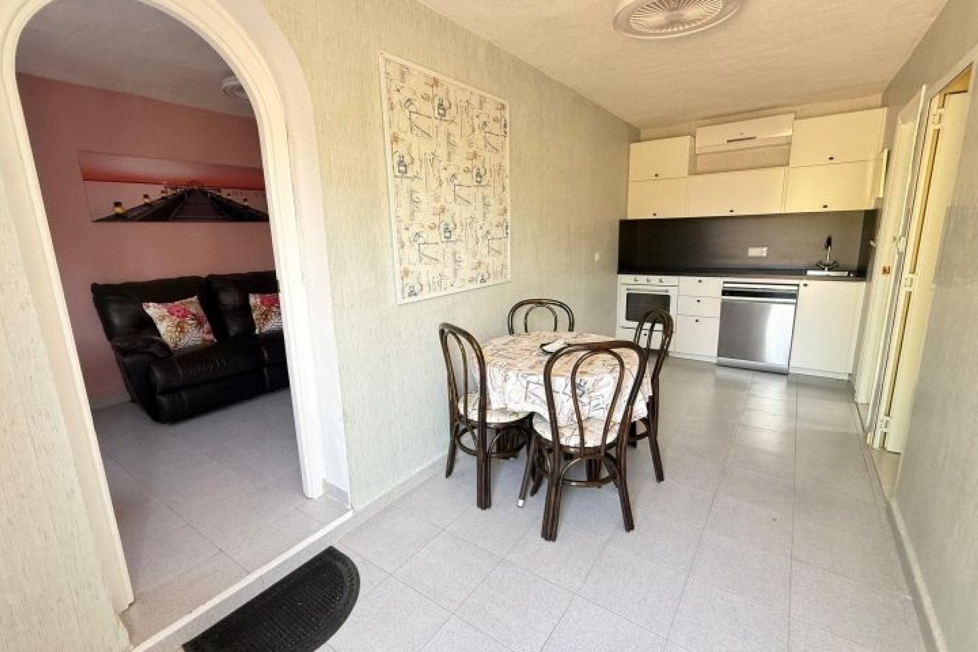 Resale - Villa -
Pinar de Campoverde - Inland