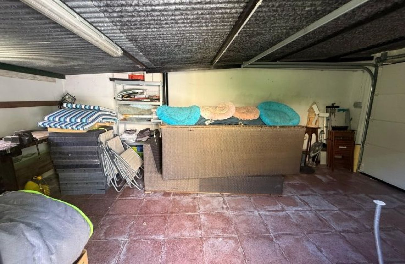 Resale - Villa -
Pinar de Campoverde - Inland