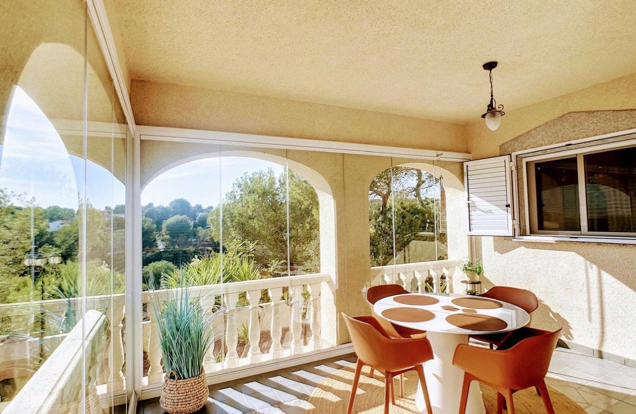 Resale - Villa -
Pinar de Campoverde - Inland