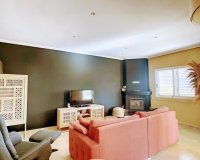 Resale - Villa -
Pinar de Campoverde - Inland