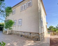 Resale - Villa -
Pinar de Campoverde - Inland