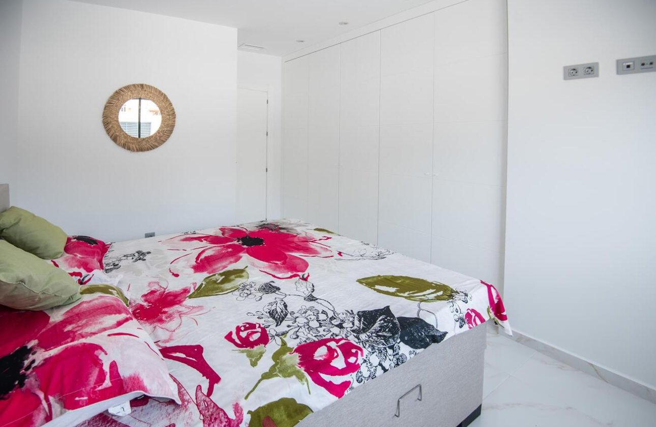 Resale - Villa -
Pinar de Campoverde - LOS ROMEROS