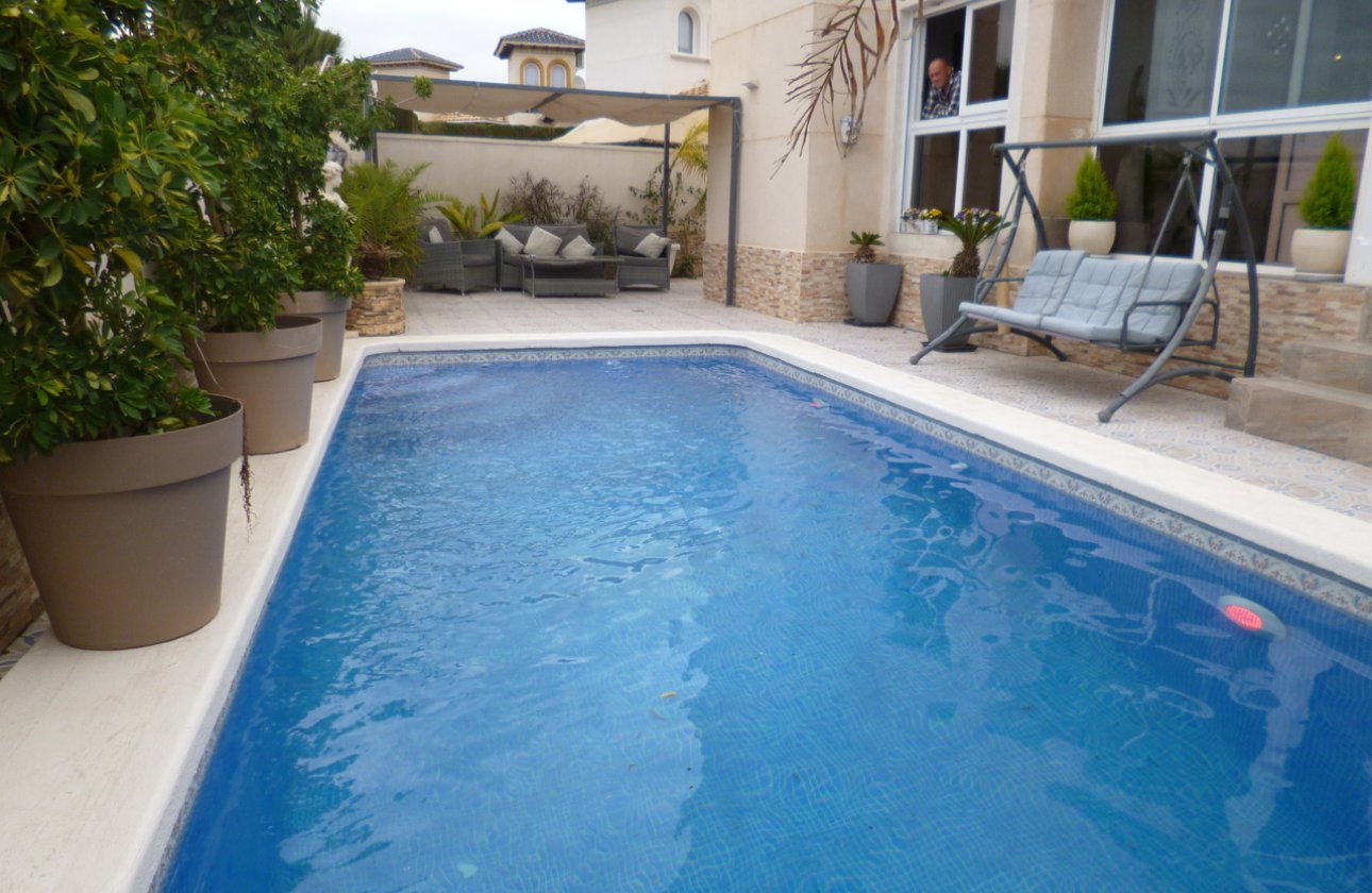 Resale - Villa -
Playa Flamenca - Costa Blanca