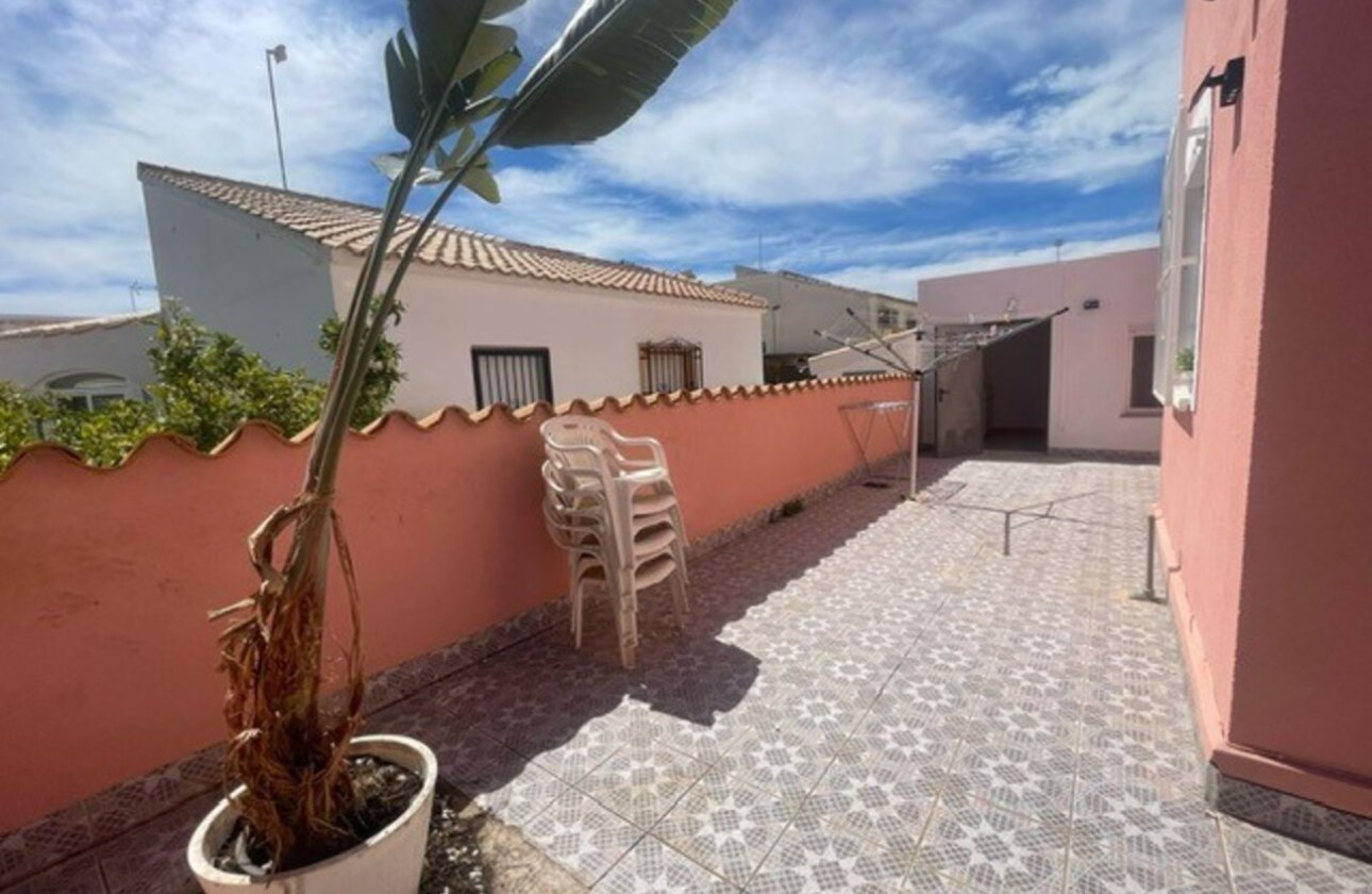 Resale - Villa -
Playa Flamenca - Costa Blanca