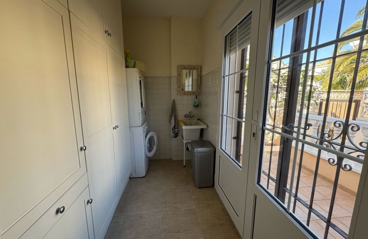 Resale - Villa -
Playa Flamenca - Costa Blanca