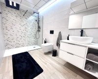 Resale - Villa -
Punta Prima - Costa Blanca