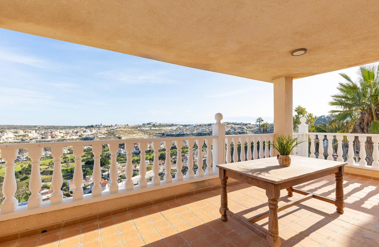 Resale - Villa -
Rojales - Campo De Golf La Marquesa