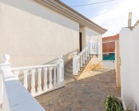 Resale - Villa -
Rojales - Campo De Golf La Marquesa
