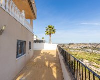 Resale - Villa -
Rojales - Campo De Golf La Marquesa