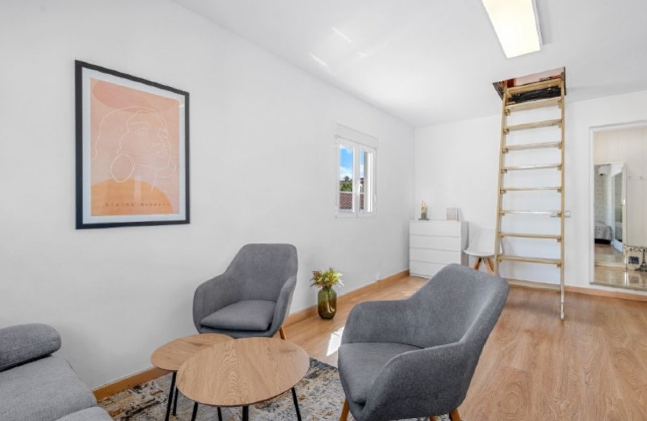 Resale - Villa -
Rojales - Ciudad Quesada