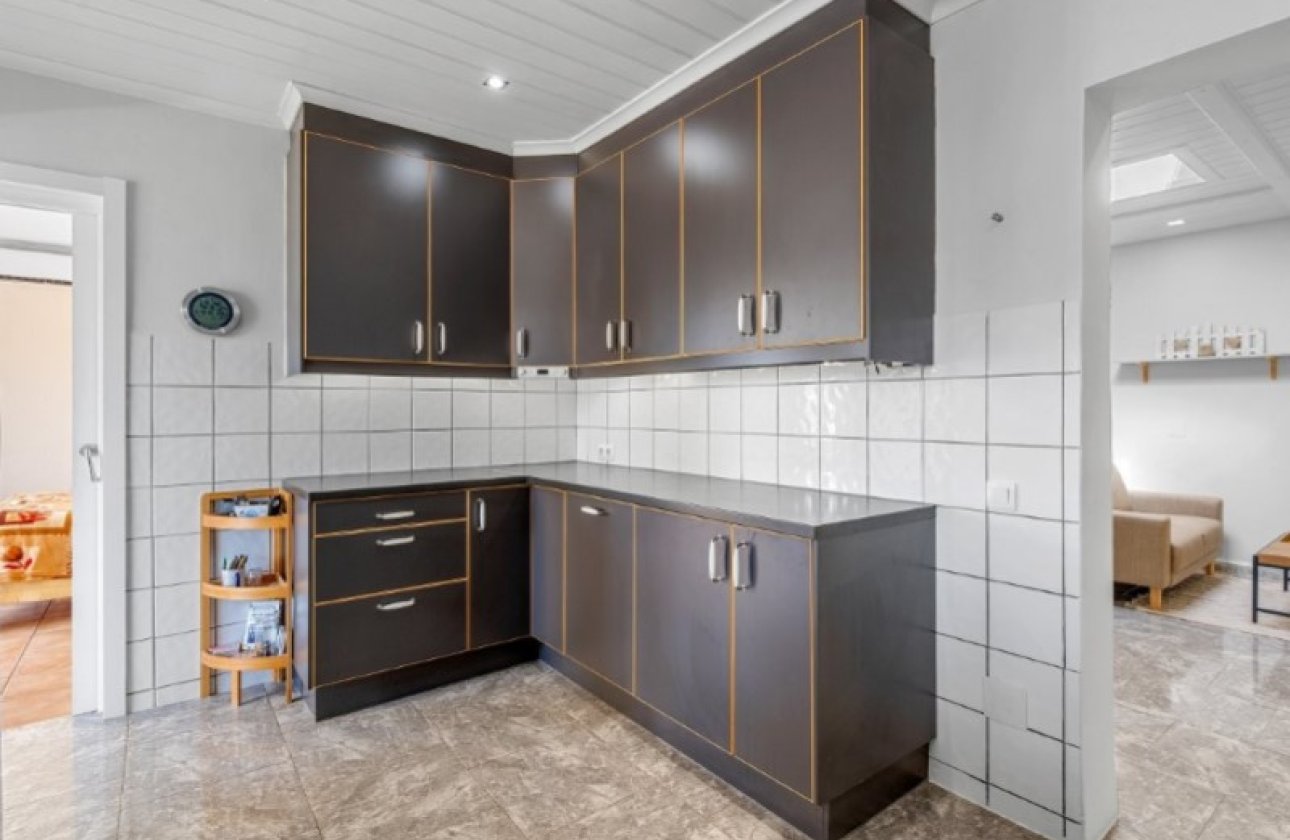 Resale - Villa -
Rojales - Ciudad Quesada