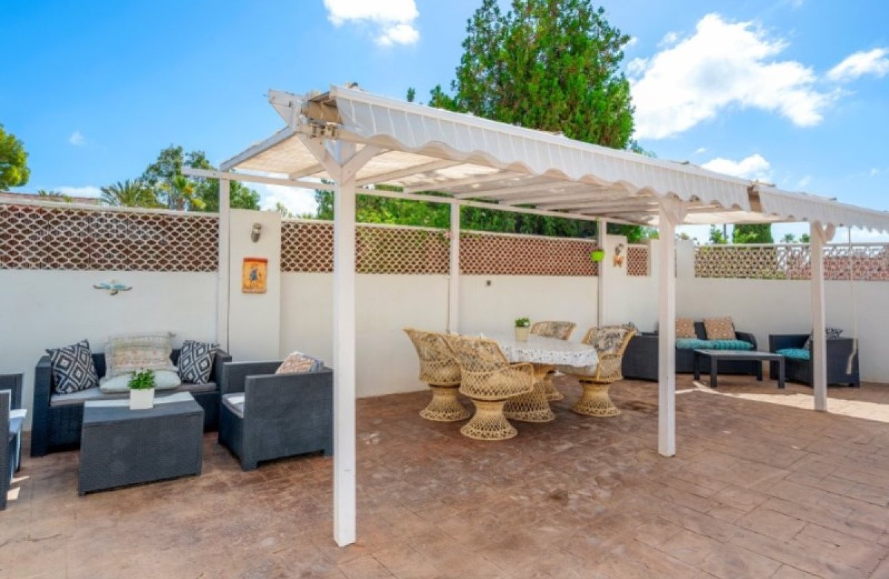 Resale - Villa -
Rojales - Ciudad Quesada