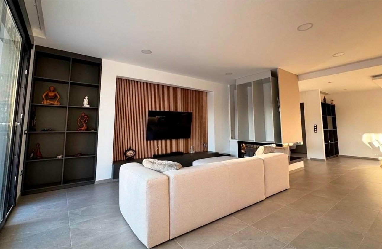 Resale - Villa -
Rojales - Ciudad Quesada