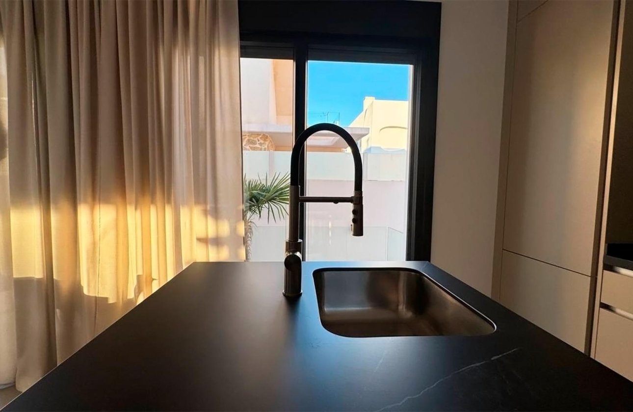 Resale - Villa -
Rojales - Ciudad Quesada