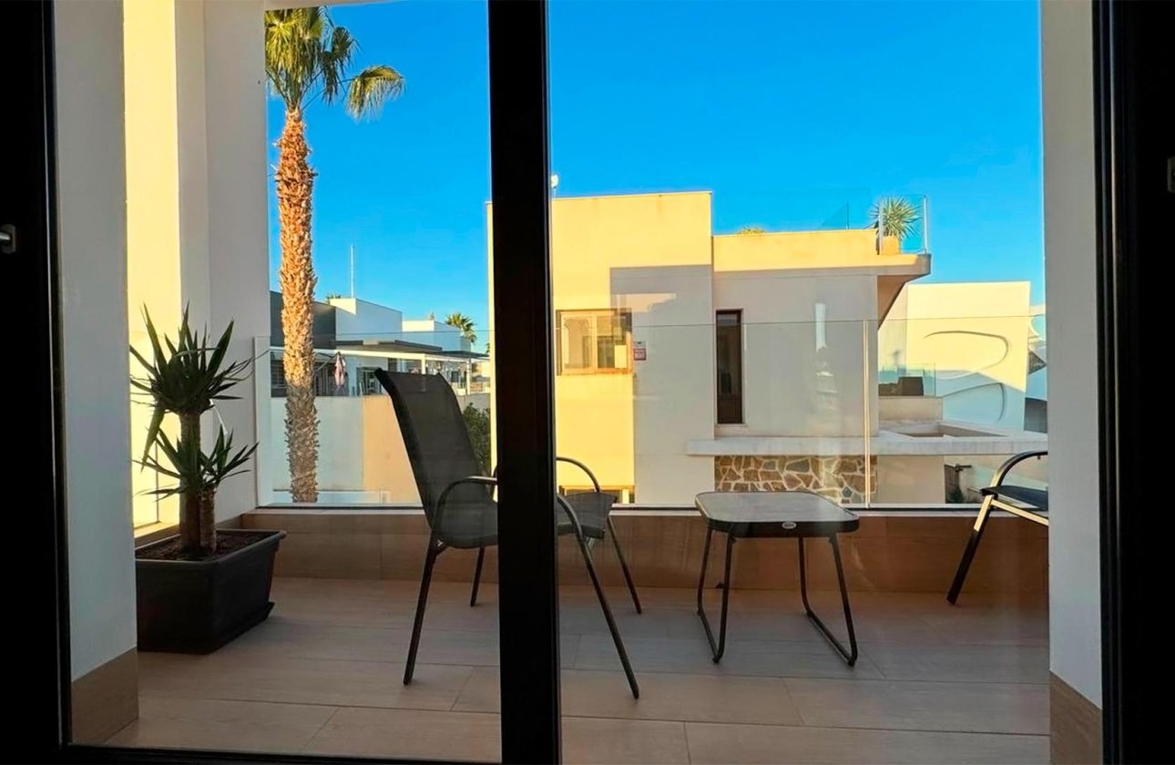 Resale - Villa -
Rojales - Ciudad Quesada