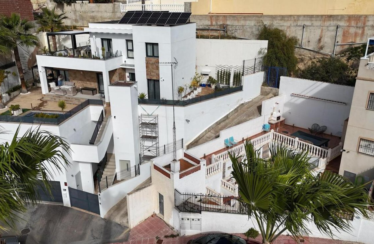 Resale - Villa -
Rojales - Costa Blanca
