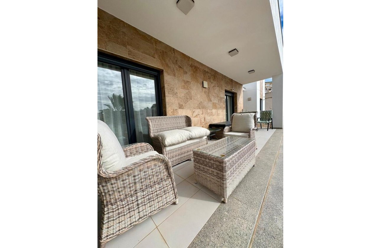 Resale - Villa -
Rojales - Costa Blanca