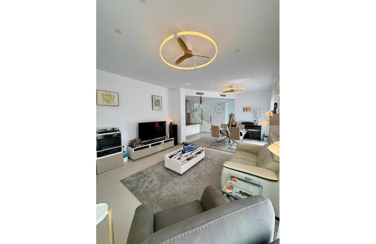 Resale - Villa -
Rojales - Costa Blanca