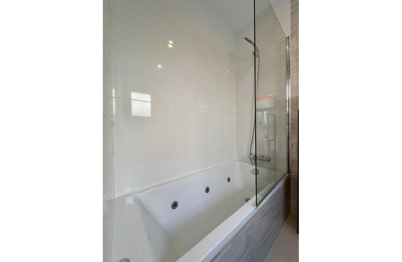 Resale - Villa -
Rojales - Costa Blanca