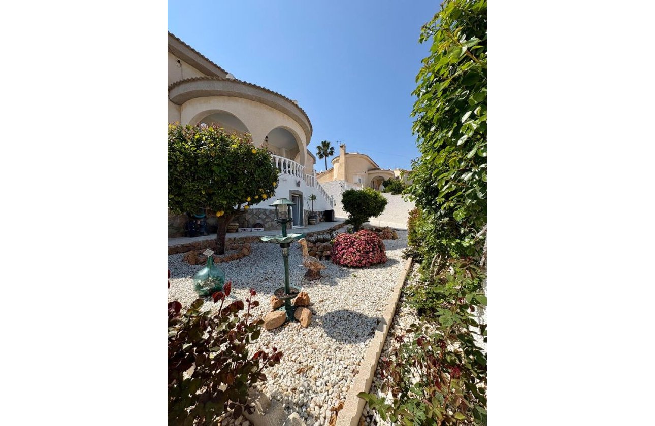 Resale - Villa -
Rojales - Costa Blanca