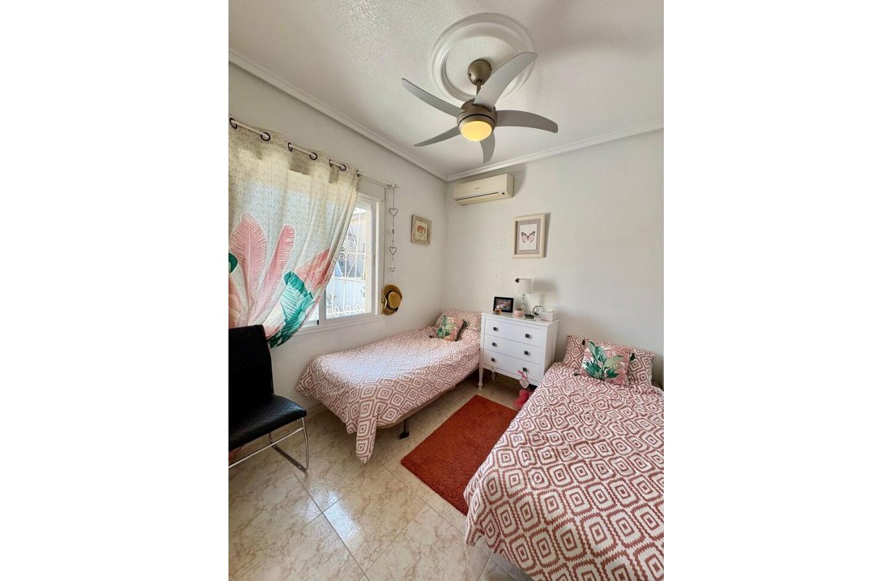 Resale - Villa -
Rojales - Costa Blanca