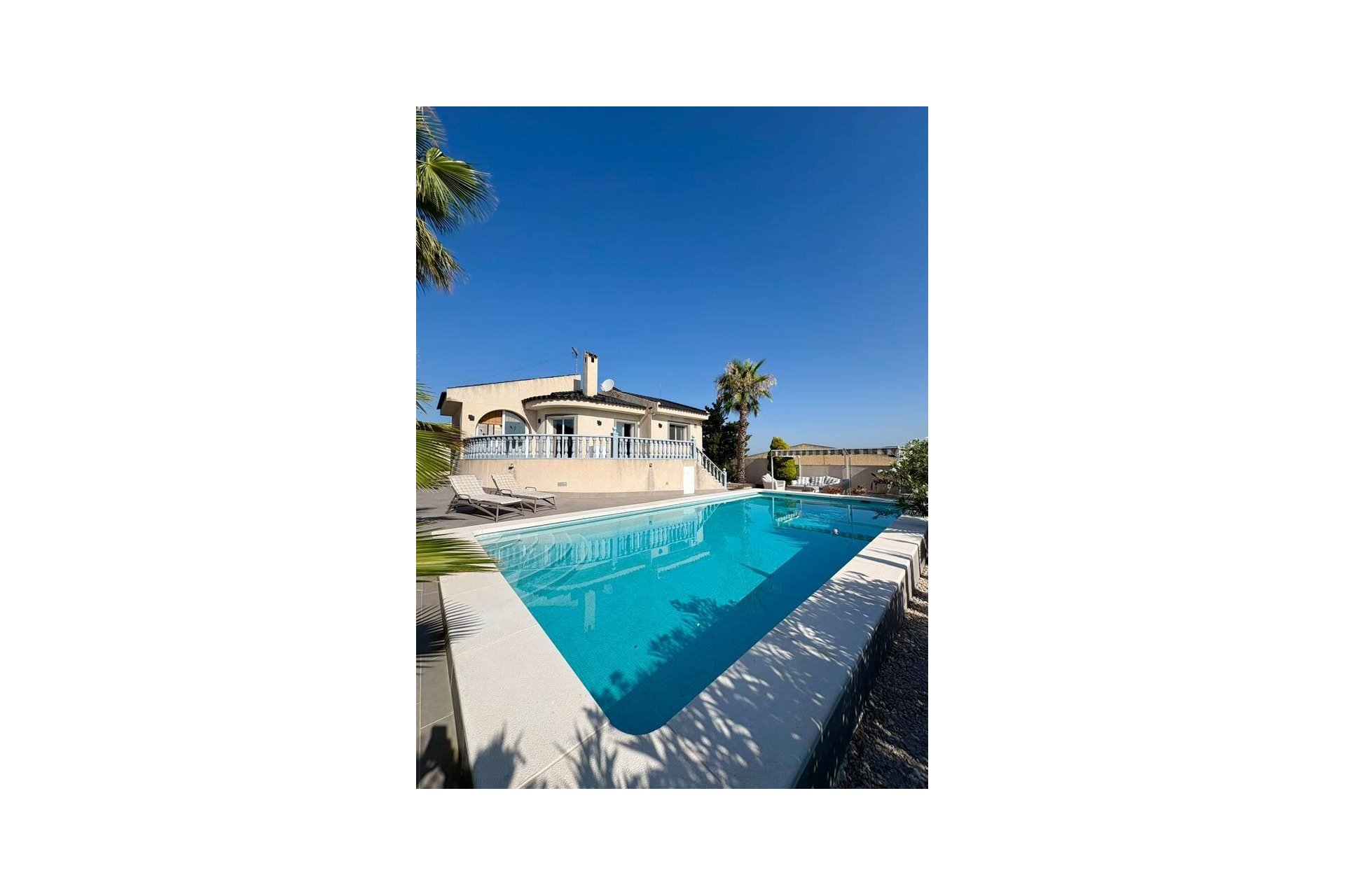 Resale - Villa -
Rojales - Costa Blanca