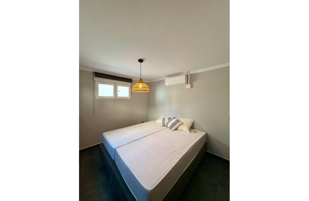 Resale - Villa -
Rojales - Costa Blanca